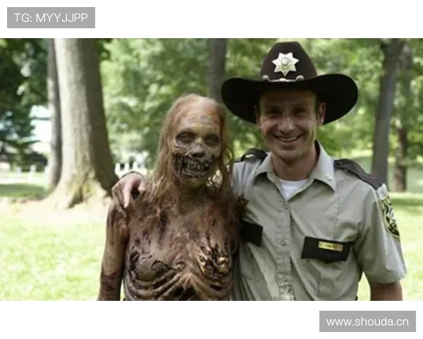 令人脊背发凉的银幕巨蛇：盘点那些让你头皮发麻的蛇类恐怖电影